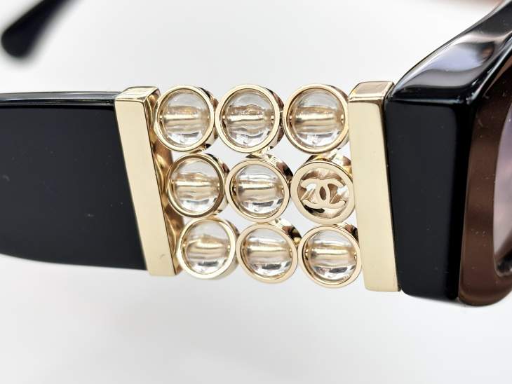 Picture of Chanel Sunglasses _SKUfw77670688fw